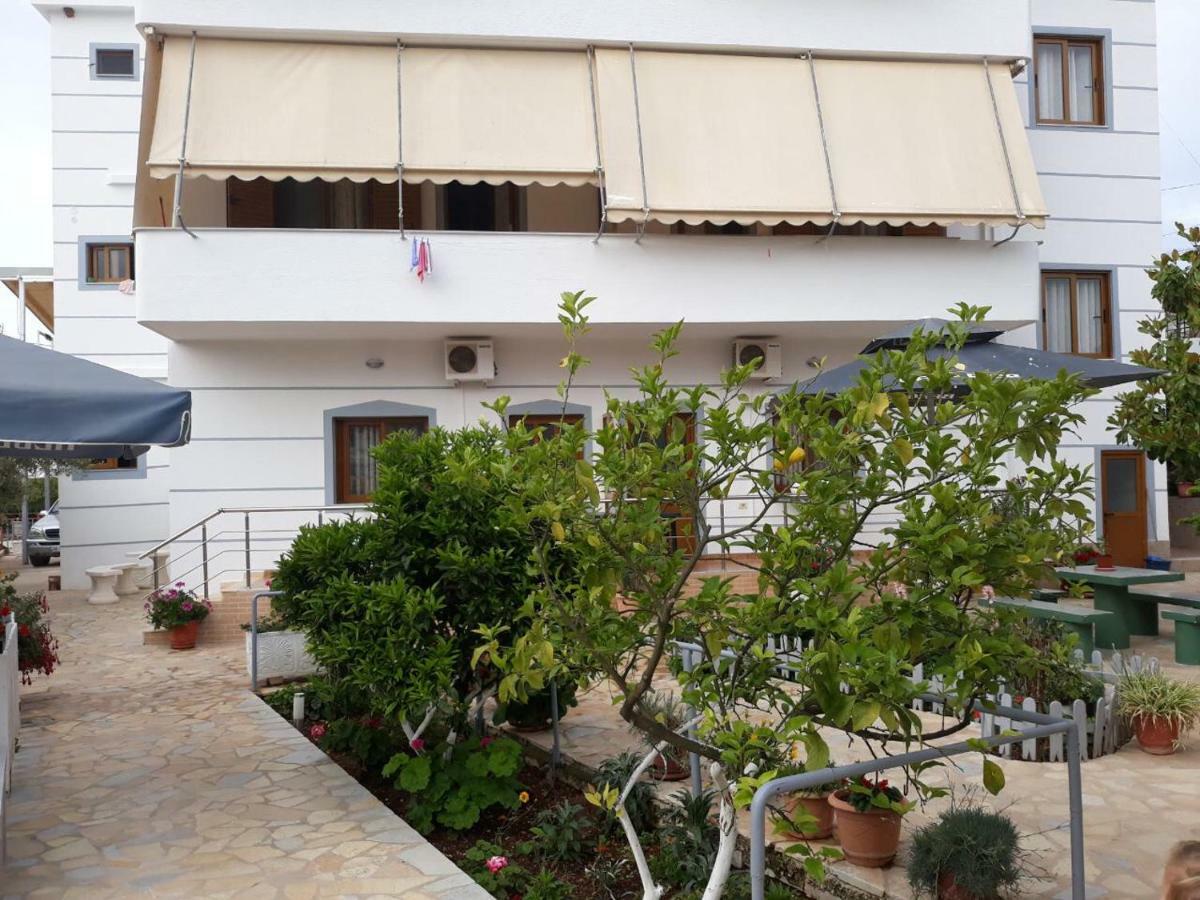 Villa Vela Ksamil Luaran gambar